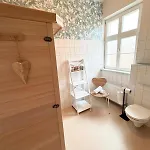 Alte Maedchenschule, Sauna, 6 Personen, Hund, Am Saurierpark, Boxsprinbetten, Gratis Kaffee Und Tee, Minibar