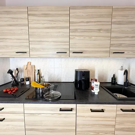 Apartament Alte Maedchenschule, Sauna, 6 Personen, Hund, Am Saurierpark, Boxsprinbetten, Gratis Kaffee Und Tee, Minibar