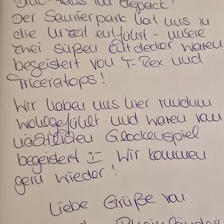 Alte Maedchenschule, Sauna, 6 Personen, Hund, Am Saurierpark, Boxsprinbetten, Gratis Kaffee Und Tee, Minibar באוטזן