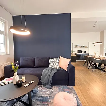 Alte Maedchenschule, Sauna, 6 Personen, Hund, Am Saurierpark, Boxsprinbetten, Gratis Kaffee Und Tee, Minibar