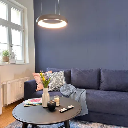 Alte Maedchenschule, Sauna, 6 Personen, Hund, Am Saurierpark, Boxsprinbetten, Gratis Kaffee Und Tee, Minibar * Bautzen