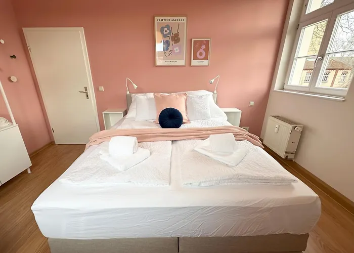 Alte Maedchenschule, Sauna, 6 Personen, Hund, Am Saurierpark, Boxsprinbetten, Gratis Kaffee Und Tee, Minibar