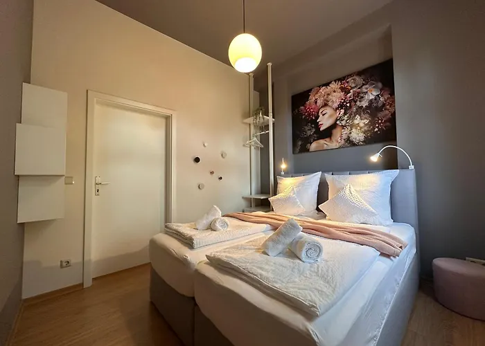 شقة Alte Maedchenschule, Sauna, 6 Personen, Hund, Am Saurierpark, Boxsprinbetten, Gratis Kaffee Und Tee, Minibar