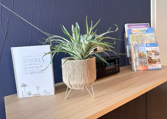 Alte Maedchenschule, Sauna, 6 Personen, Hund, Am Saurierpark, Boxsprinbetten, Gratis Kaffee Und Tee, Minibar